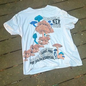 Oversized urban outfitters mushroom shirt